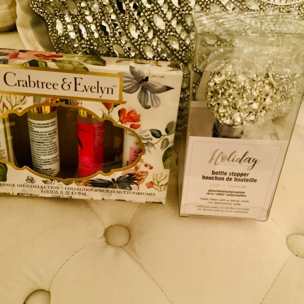 Crabtree & Evelyn Floral Fragrance Oil Set with Silver Bottle Stopper
